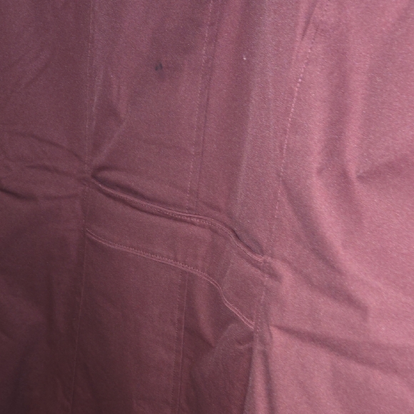 Lands' End Women's Burgundy Puffer Coat - Picture 9 of 15